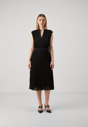 DILOH2 - Freizeitkleid - black