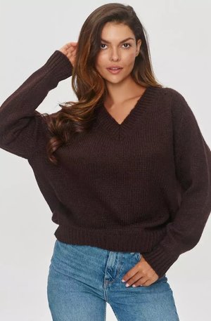 - Sweter