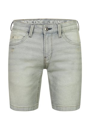Ljusgrå denimshorts med ett urtvättat mönster, femficksdesign och en tonad midja med "INDICODE JEANS"-logotyp.
