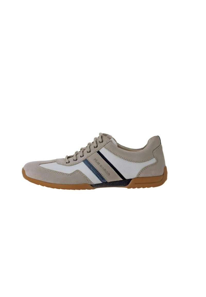 Beige Wildleder- und Netzsport Schuh mit dunkelblauen und weißen Akzenten, ausgestattet mit einem Schnürdesign und einer Gummisohle.