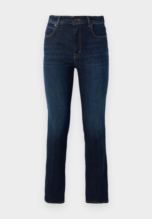 Mörkblå denimjeans med rak skärning, hög midja, femficksdesign och synlig sömnad längs sömmarna.