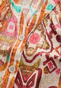 REGULAR FIT BLEND RUFFLE SLEEVE  - Bluză - multicoloured abstract print