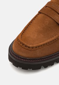 BOSS JULYO - Slippers - open brown