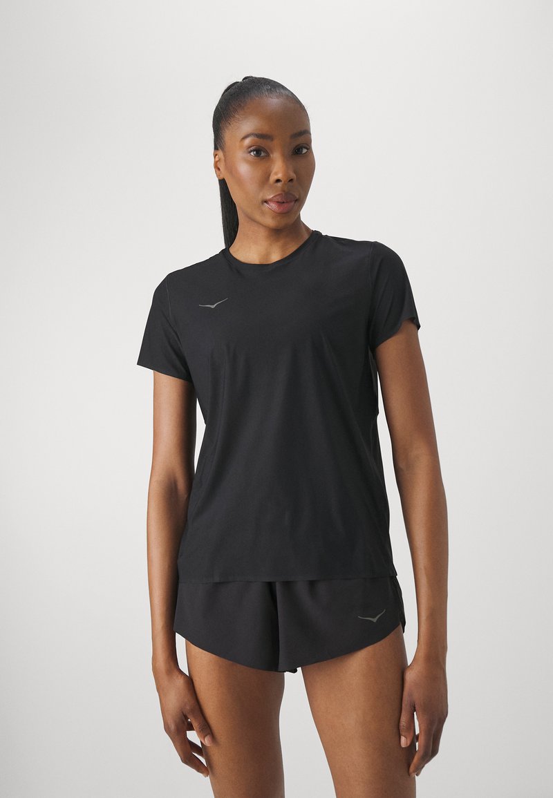 HOKA - AIROLITE RUN SHORT SLEEVE - Sporta krekli - black, Palielināt