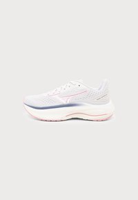 Επιλέχθηκε, lilac hint/pink drink/white