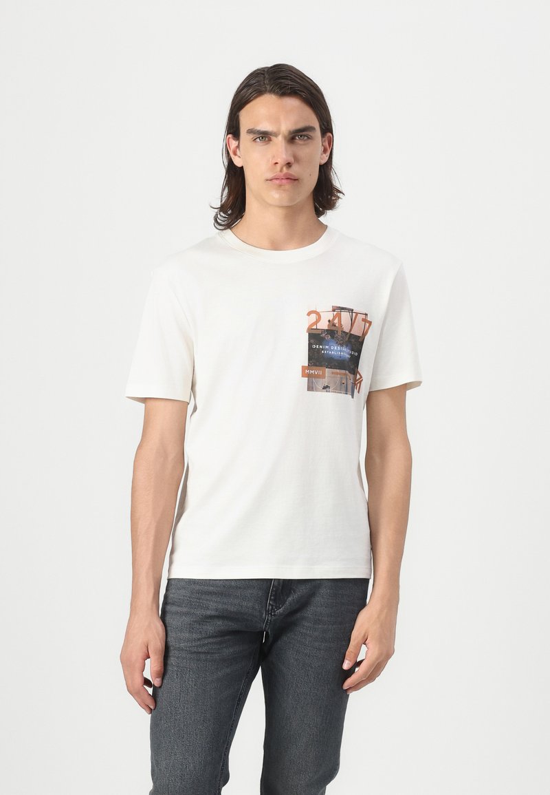 TOM TAILOR DENIM T-shirts med print - gardenia white