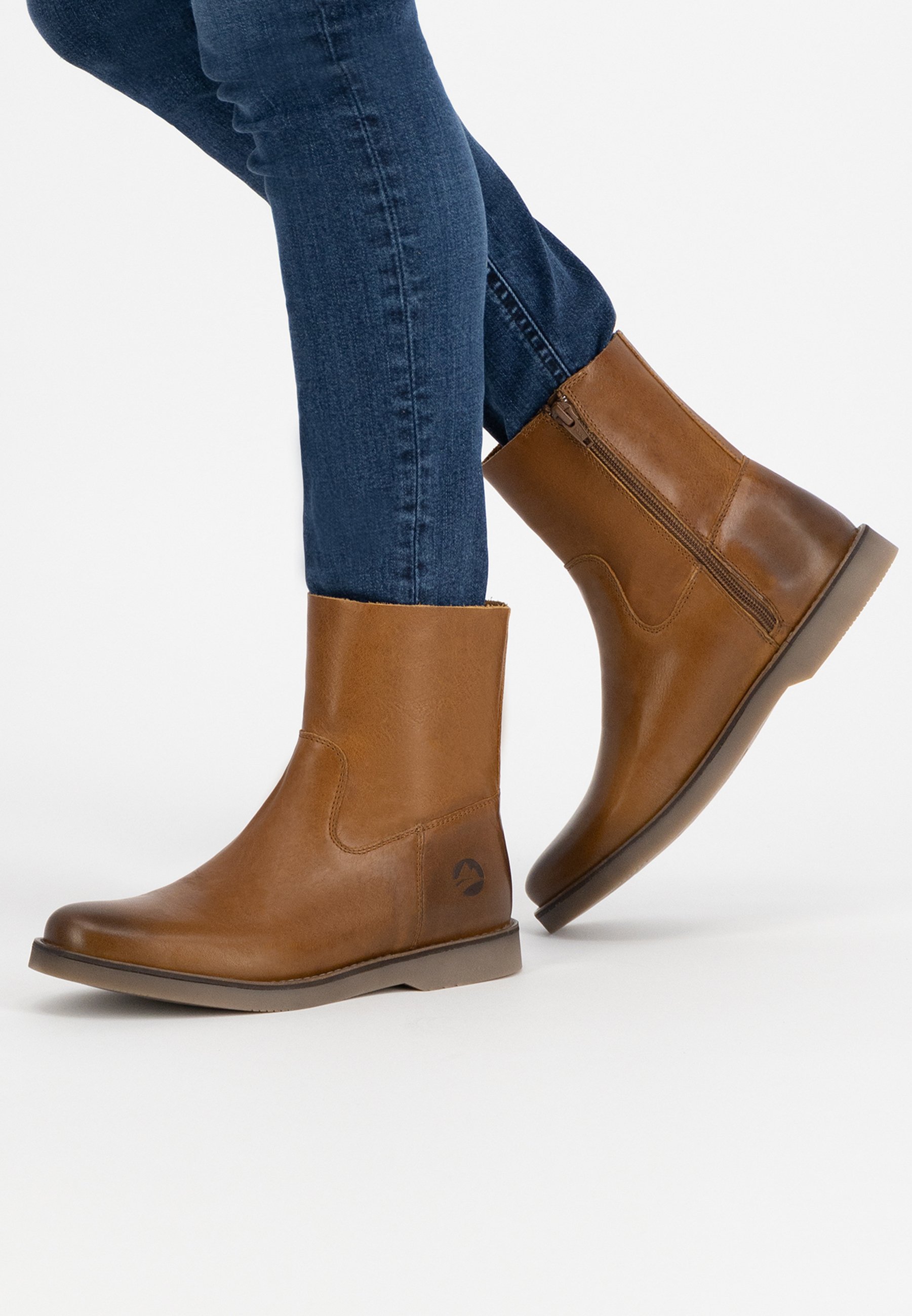 Travelin PLEUBIAN - Korte laarzen - cognac - Zalando.nl