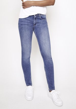 GRACIA - Slim fit jeans - mittelblau