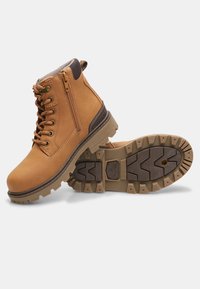 Bata Bottines à lacets - camel
