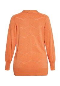 Maglione lavorato a maglia arancione con un motivo a zigzag e fori testurizzati, maniche lunghe e orlo a coste. La vista posteriore mostra un collo arrotondato.