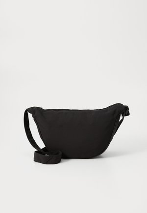 PCAMANDA BUMBAG - Umhängetasche - black