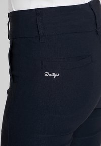 Daily Sports MAGIC HIGH WATER - Nohavice - navy