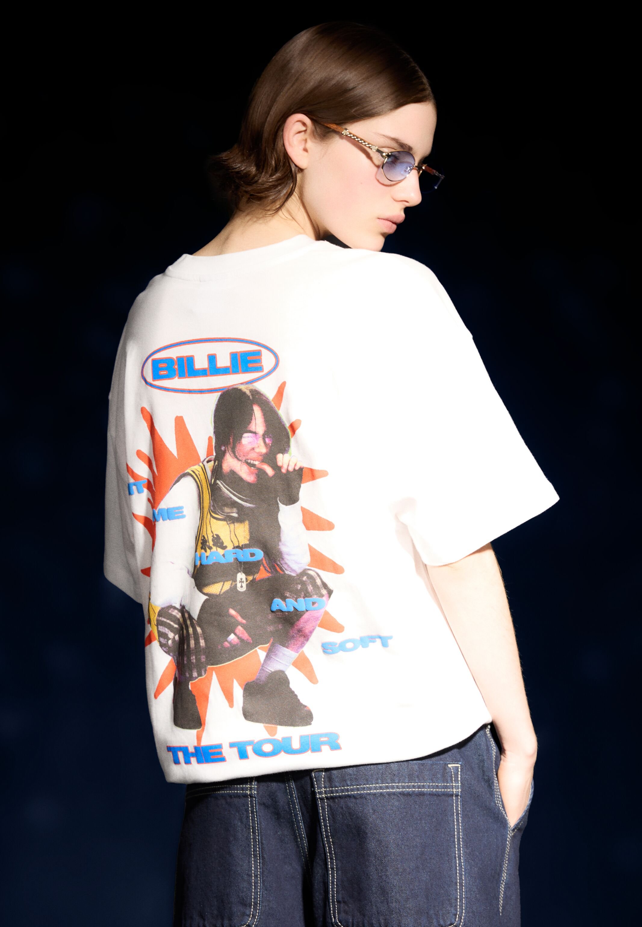 Bershka BILLIE EILISH SHORT SLEEVE - Print T-shirt - white