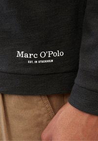 Marc O'Polo Langarmshirt - black