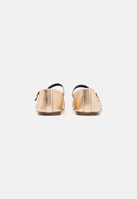 Tommy Hilfiger PARTY MARYJANE METAL - Ballerine con cinturino - gold