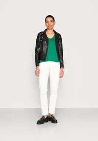 Anna Field T-shirt básica - green