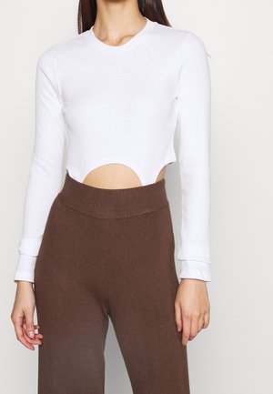 Long sleeved top - white