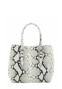 Sac fourre-tout à motif serpent en blanc et gris, avec deux poignées structurées, des accents en métal et une forme rectangulaire.
