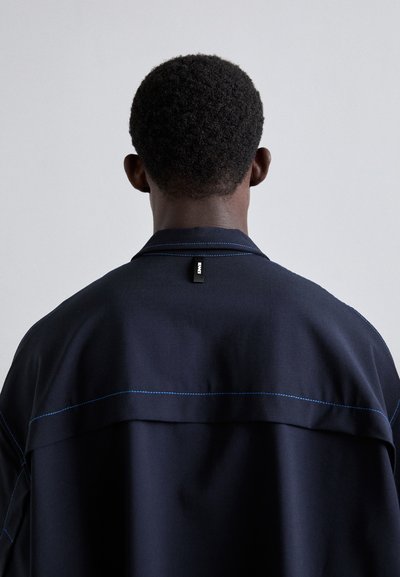 Sunnei MEGA OVER SHIRT UNISEX - Chemisier - dark blue