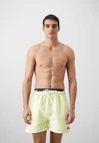 Ellesse TEYNOR - Badeshorts - light  yellow