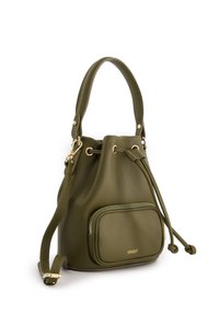 Oliivivihreä nahkainen ämpärilaukku, jossa on narusuljenta, etupuolella vetoketjupussi, yksi kahva ja säädettävä olkahihna kultakorumilla.
