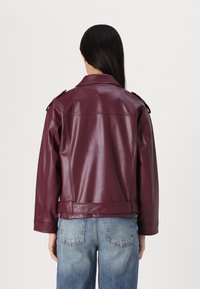 Noisy May NMESTA PAULINA BIKER JACKET - Jacka i konstläder - windsor wine