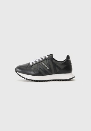 DRED - Trainers - black
