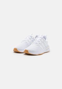 adidas Sportswear RACER TR23 - Sapatilhas - cloud white