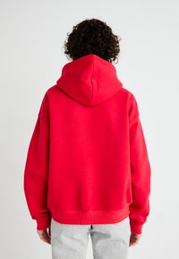 Gina Tricot BASIC ORIGINAL HOODIE - Sweatshirt - lollipop