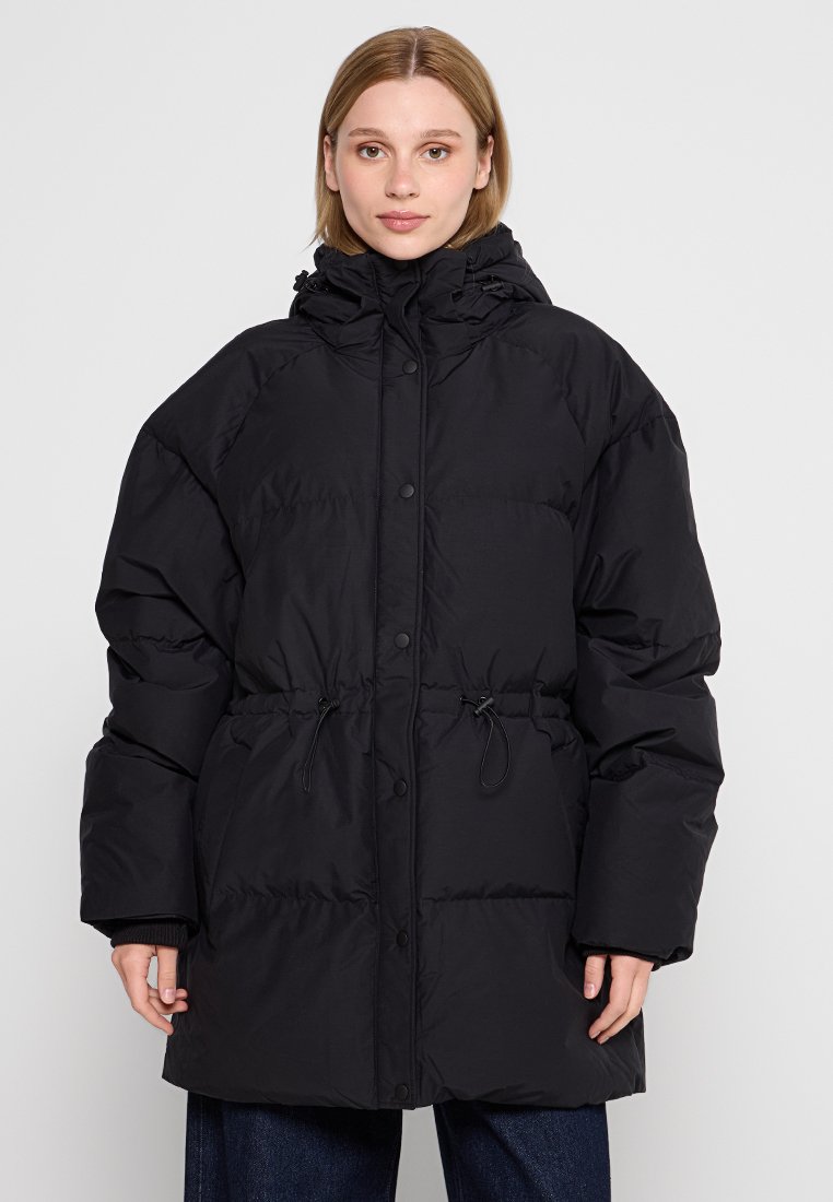 & Other Stories Gewatteerde jas zwart & Other Stories Gewatteerde jas zwart