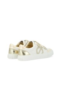 White leather sneakers with gold accents, featuring a sleek design, rounded toe, and textured detailing on the sides and heel.