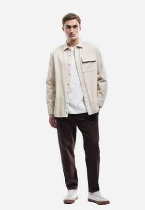 GABARDINE - Vaqueros tapered - brown