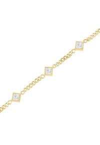 Bracciale in oro con tre pietre preziose quadrate trasparenti incastonate in telai di metallo lucido, distanziate uniformemente lungo la catena.