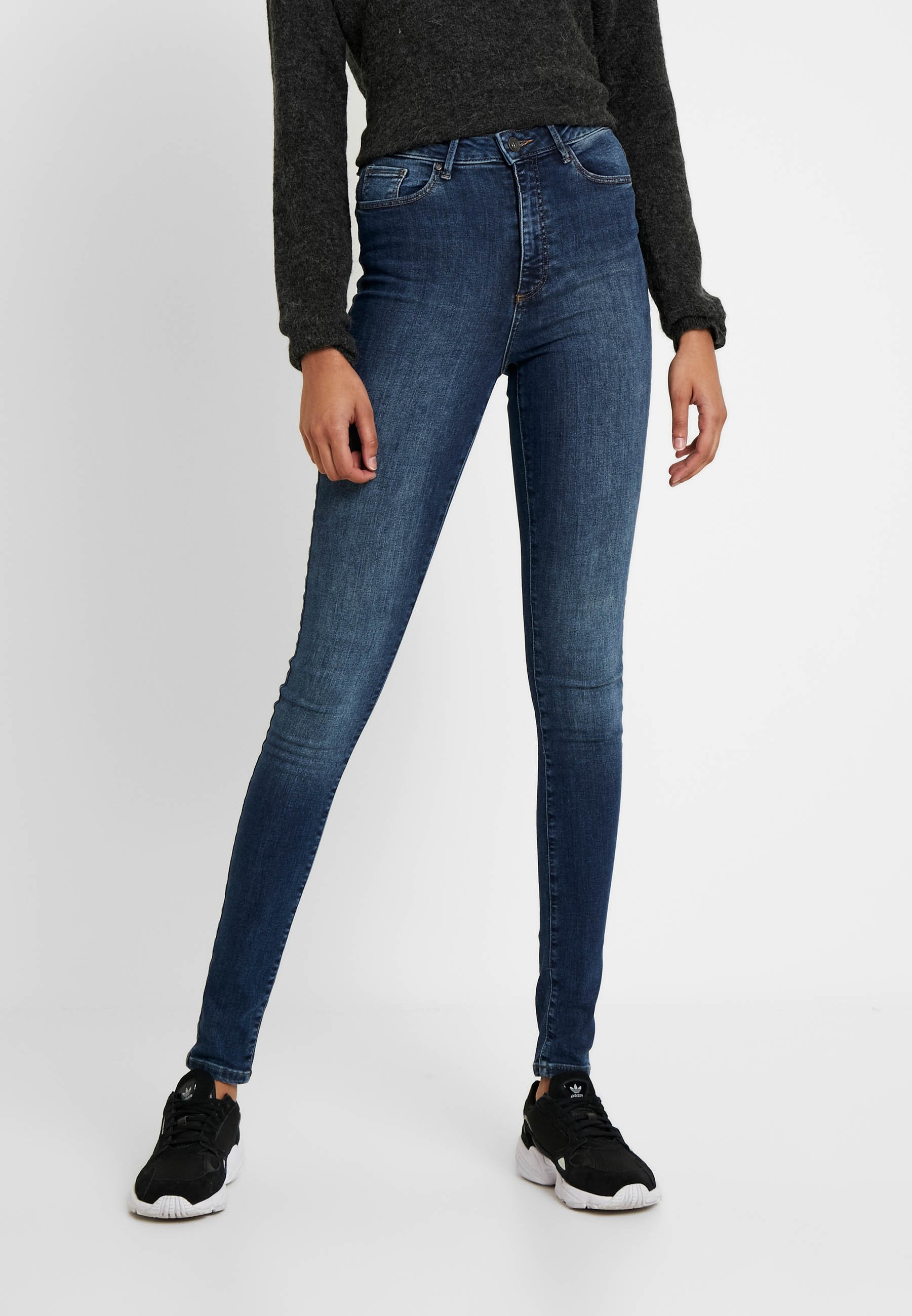 Vero Moda Tall VMSOPHIA - Aptempti džinsai - medium blue denim/mėlynų  džinsų - Zalando.lt