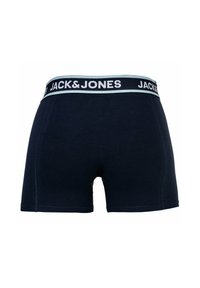 Boxers en coton bleu marine avec une ceinture élastique noire et bleu clair arborant le logo "JACK&JONES". Les coutures à plat améliorent le confort.