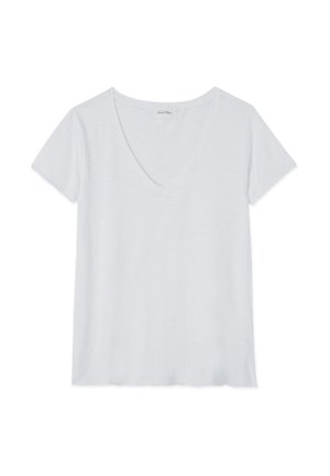 T-shirt bianco a V con maniche corte, realizzato in tessuto leggero, con una texture liscia e una vestibilità rilassata. Senza motivi o dettagli.