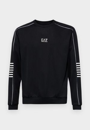 Felpa nera realizzata in tessuto liscio, con colletto a girocollo, logo bianco e dettagli a righe sulle maniche. Polsini e orlo a costine.