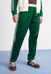 adidas Originals ARCHIVE - Träningsbyxor - collegiate green