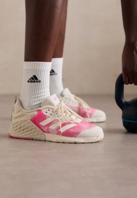 DROPSET 3 - Training shoe - chalk white/chalk white/lucid pink
