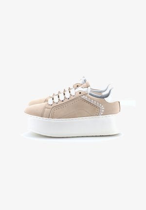 Janet & Janet SNEAKERS - Sneakers basse - beige