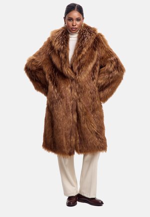 Wintermantel - brown