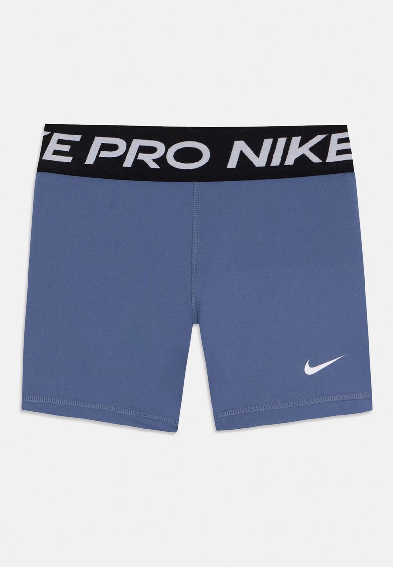 Shorts de sport bleus avec une ceinture noire sur laquelle est inscrit "NIKE PRO" en lettres blanches et un logo swoosh Nike blanc à l'avant. Texture lisse.