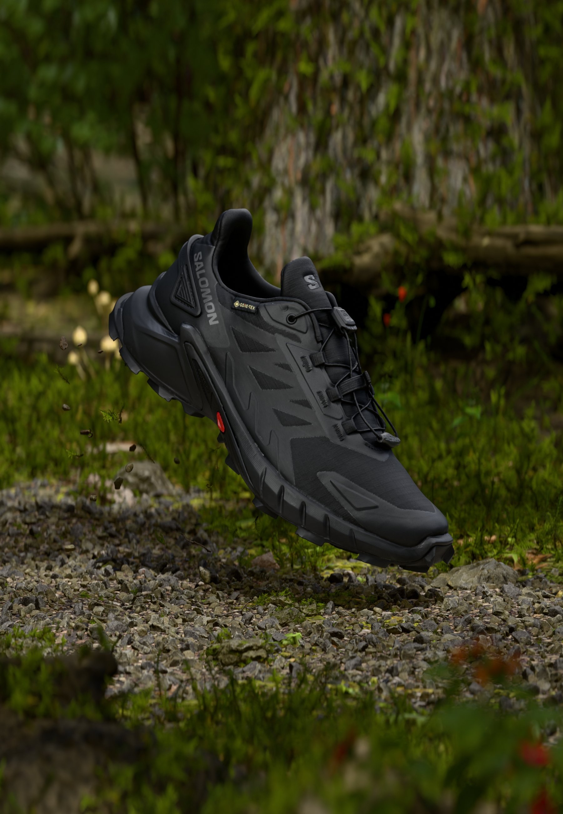 Salomon SUPERCROSS 4 GTX - Trail running shoes - black - Zalando.co.uk