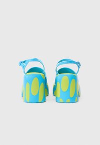 Melissa LINA - Sandálias de plataforma - blue/green
