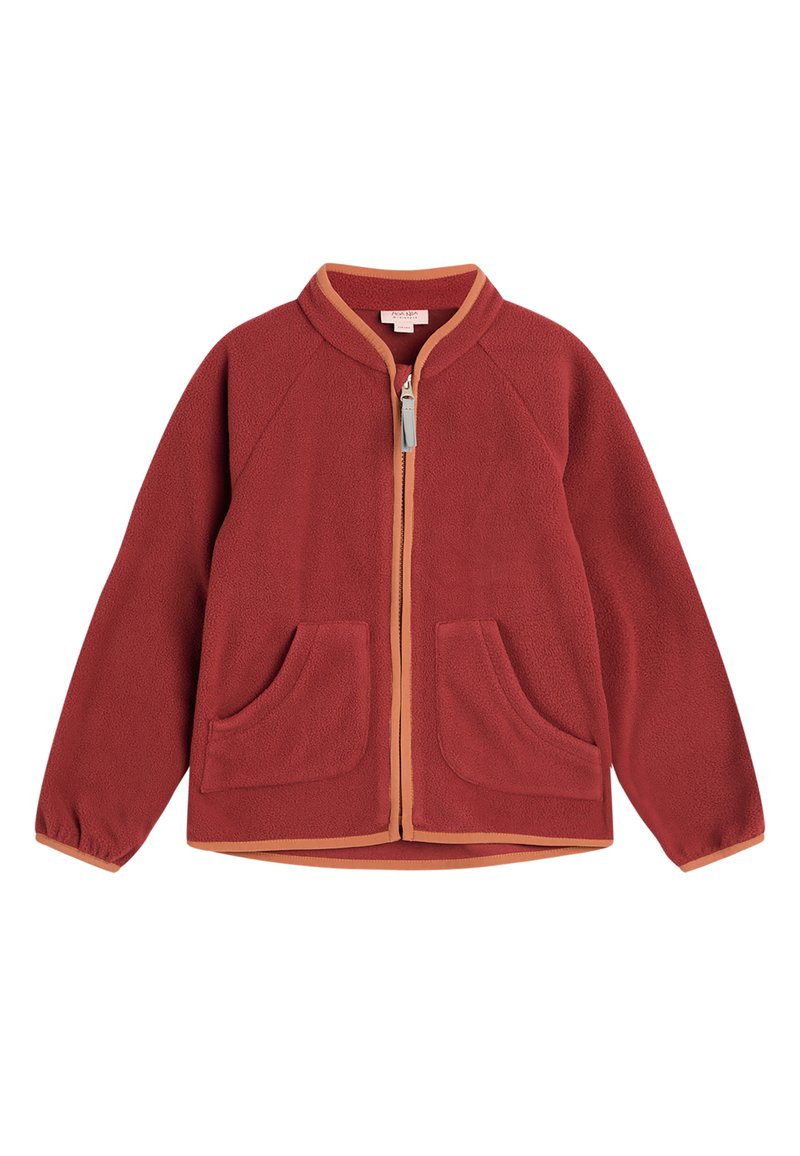 Rote Fleecejacke mit Reißverschluss vorne, orangefarbenen Akzenten und zwei Fronttaschen. Mit einem runden Kragen und elastischen Bündchen. Weicher Stoff.