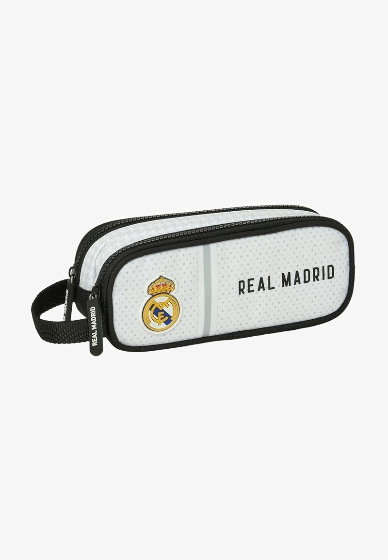 Biało-szara kosmetyczka Real Madrid z dwoma zamykanymi komorami, herb klubu i czarną rączką z jednego końca.