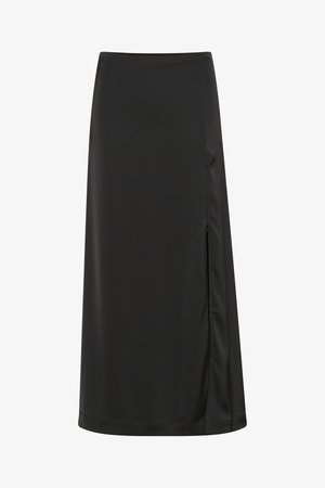 Zwarte midi-jurk gemaakt van een soepele stof met een zijsplits en een rechte silhouet met een subtiele glans. Op maat gemaakte zoom.