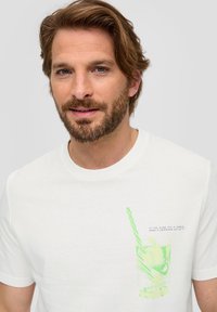 s.Oliver - T-shirt z nadrukiem