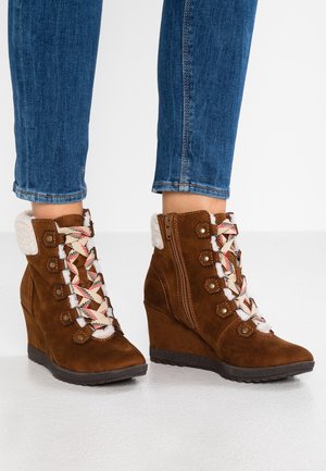 Bottines compensées - tan