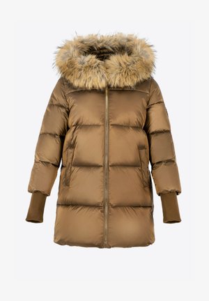 Brązowa kurtka puchowa z futrzanym kapturem, z zamkiem błyskawicznym z przodu, kieszeniami po bokach i ściągaczami na mankietach, wykonana z błyszczącego, gładkiego materiału.